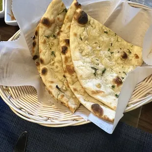 Garlic naan