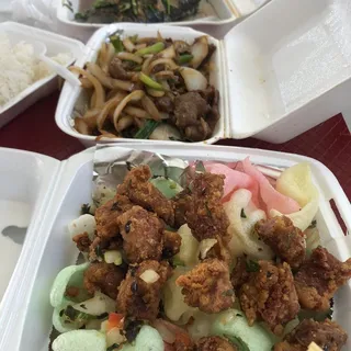 80. Small Hot Pot With Mixed Vegetable And Meat 80.