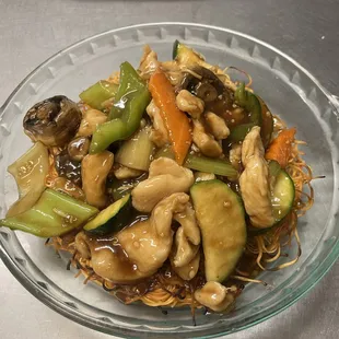 Chicken HK Style Fried Noodle