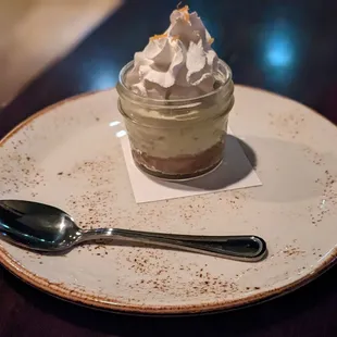 Avocado cheesecake. It's gluten-free.