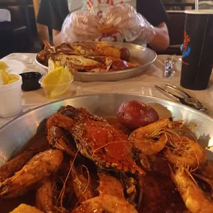 Built my own pot. Blue crab and shrimp with garlic butter and no spice