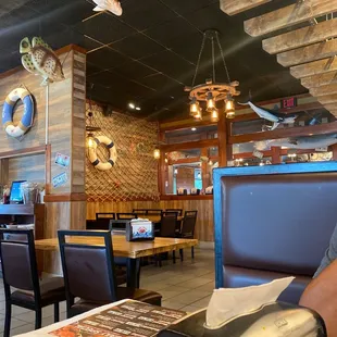 Dinning area, very clean and nice atmosphere.