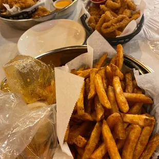 Shrimp (house chili sauce - medium), Cajun Fries, Fried Calamari