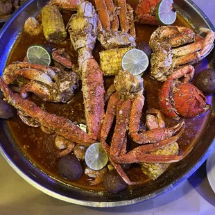 This was my first Boil there, check out the king crab leg so gooooood