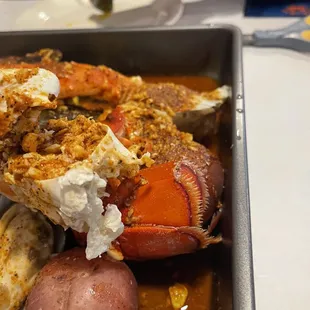 M10. Lobster Tail M3. Snow Crab Legs S2. Potatoes C7. Green Mussels