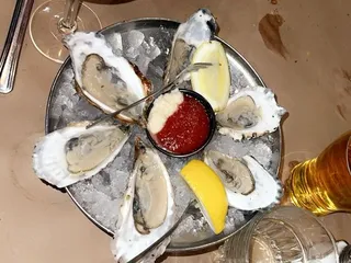 Kabin Krusers Oyster Bar