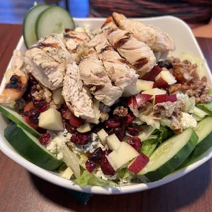 Sweet Grilled Chicken Pecan Salad