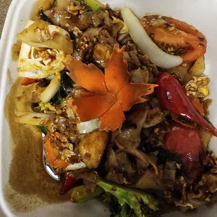 Pad Kee Mao with veggies. No meat or tofu.