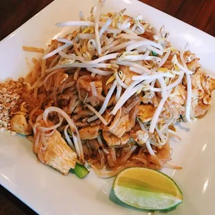 Chicken pad Thai