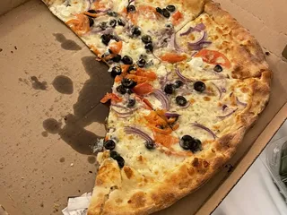 Gus's New York Pizza