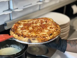 ILLYS Fire Pizza