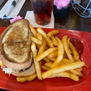Turkeys Reuben &amp; fries