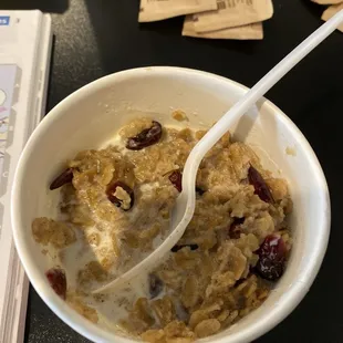 Baked oatmeal with raisins - Yum!!!