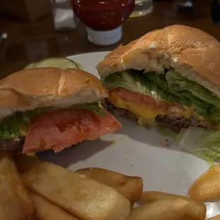 Red Door Cheeseburger