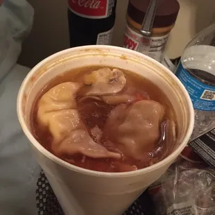 Wonton soup (1/2 gallon)