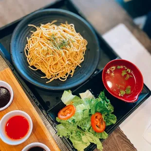 Garlic noodles / $7.95