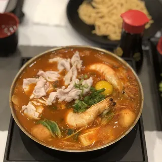 Korean Kimchi Hot Pot