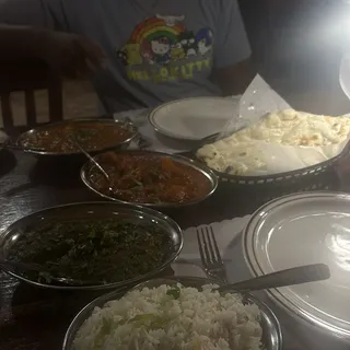 Garlic Naan (G)(V)