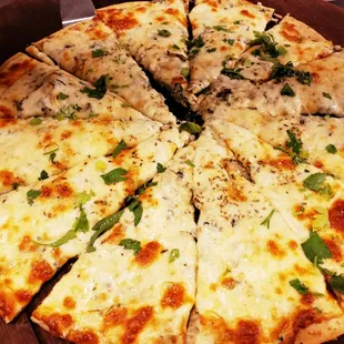 Cheese pizza