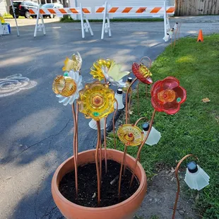 Glass flowers for the garden