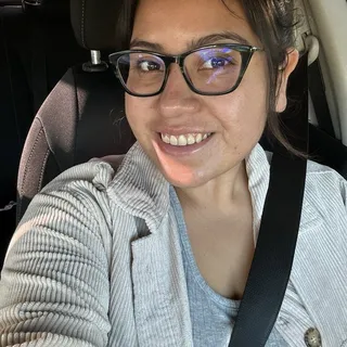 Yadira T.
