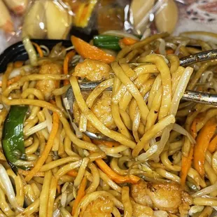 Shrimp Lo Mein