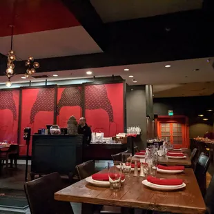 sushi and sashimi, interior