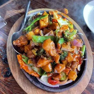 HUNAN STYLE CHICKEN