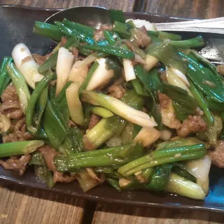 Stir Fried Lamb with Bamboo Shoot in Chef's Spicy Sauce/劍筍羊肉·