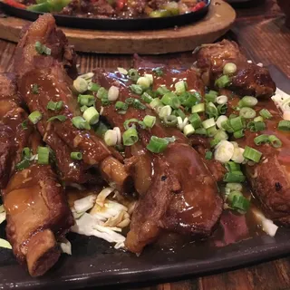 House Special Pork Intestine with Ginger & Vinegar/薑絲肥腸