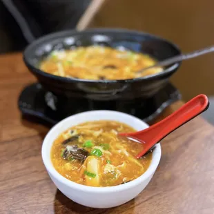 酸辣湯 Hot &amp; Sour Soup | Small - $12.95