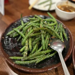 Garlic string beans