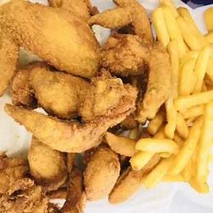 chicken wings and fried chicken, food