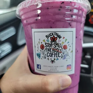 Dragon fruit smoothie