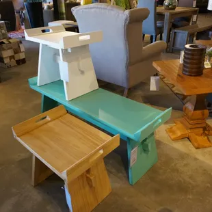 Cute accent pieces.