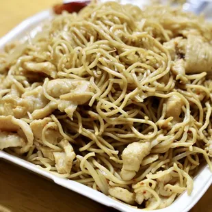 Chicken Lo Mein