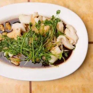 Steam fish fillet with ginger and onion sauce