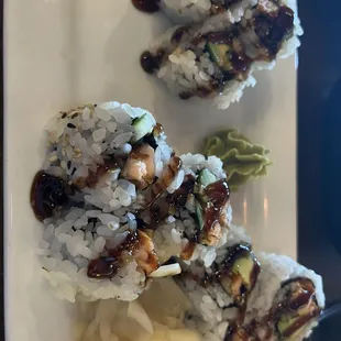 Two roll combo (eel and cooked salmon)