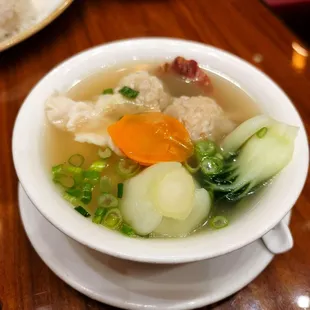 War won ton soup cup