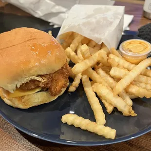 Hot honey sandwich, fries, and spicy mayo