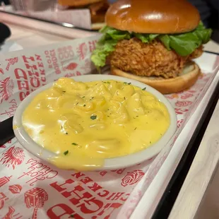 Regular crispy chicken sandwich with Mac and cheese