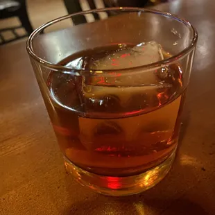&quot;Night Cap&quot; at #RedlightLoungeTucson  11/27/21 #RedlightLounge #TucsonAZ #Arizona #TheDowntownCliftonHotel #Yelp #bar #drinks #jenniinsocal
