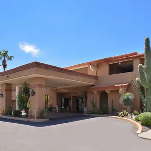 Tucson Hotel Exterior