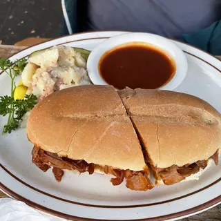 Red Lion BBQ Dip Sandwich
