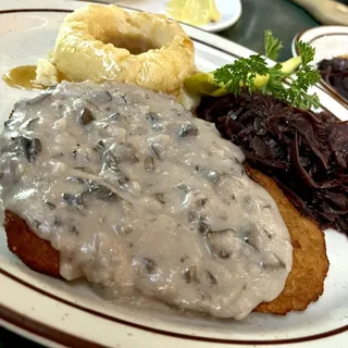 Jagerschnitzel Lunch