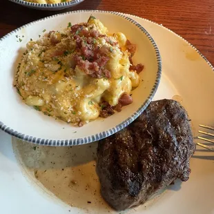 7 oz. Grilled Sirloin* and Bacon Mac &amp; Cheese