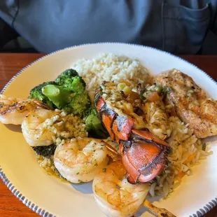 Grilled Lobster, Shrimp &amp; Salmon*