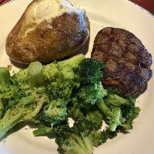 6 oz. Filet Mignon with Seasoned Broccoli and Baked Potato