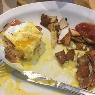 Eggs Benedict