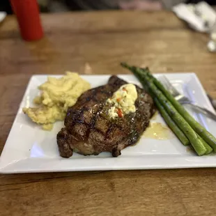 Ribeye, mashed potatoes and asparagus.